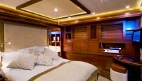 Sailing Yacht DAIMA - Double Cabin